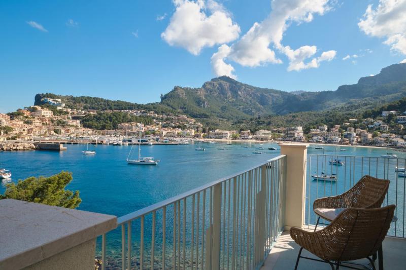 Junior Suite with Sea View image 2