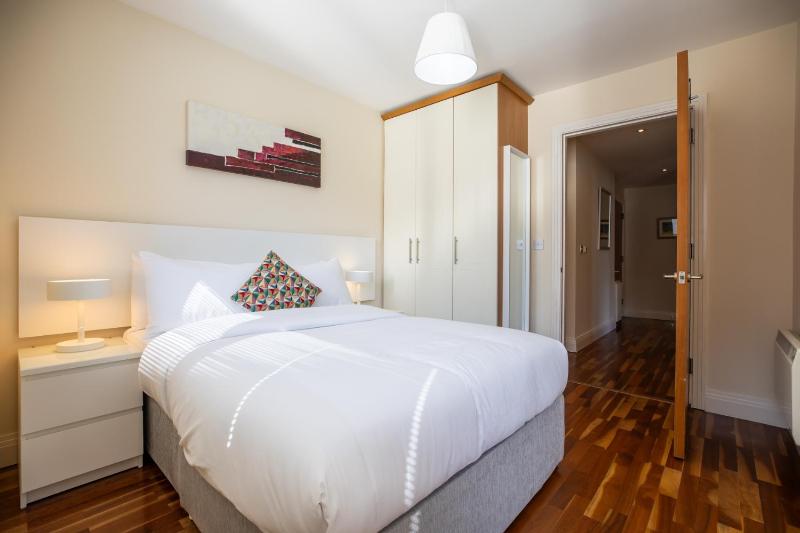 Georgian Square Apartments - image 16
