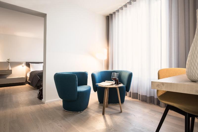 Junior Suite image 1