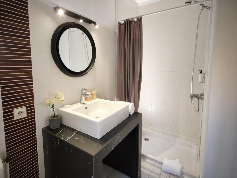 Superior Double Room image 4