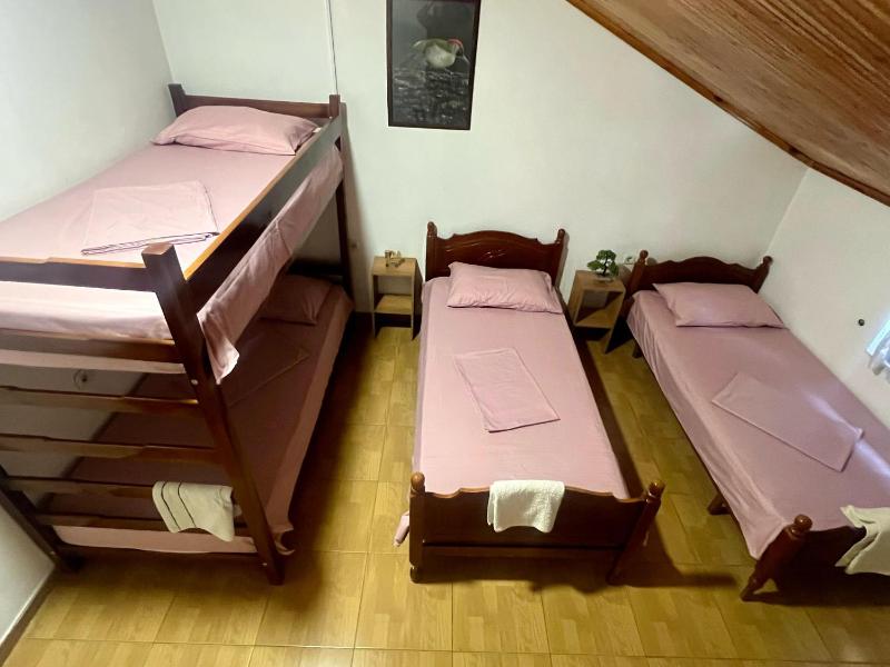 Happy Corner Guest House - image 4