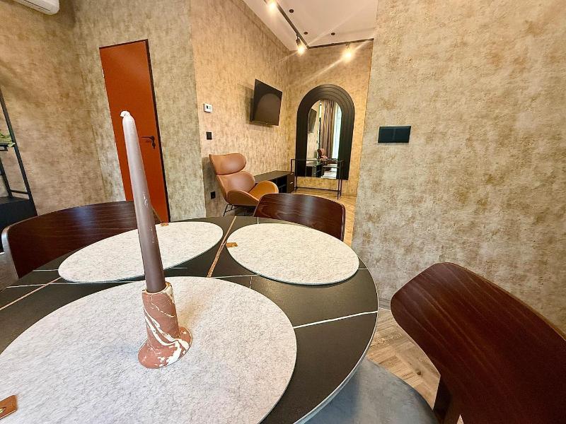 Superior Triple Room image 3