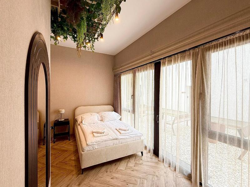 Superior Queen Room image 3