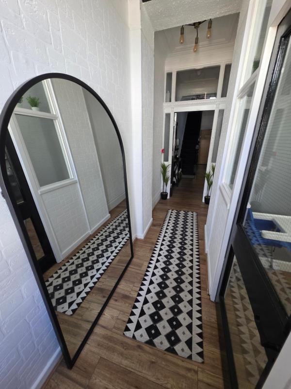Bluebell Hotel - image 25