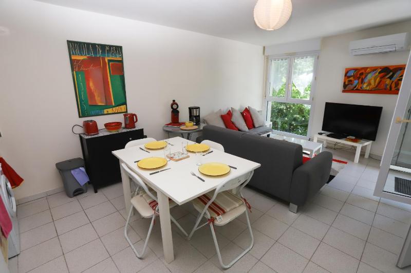 St Cyprien appart 3etoiles avec belle terrasse - image 4