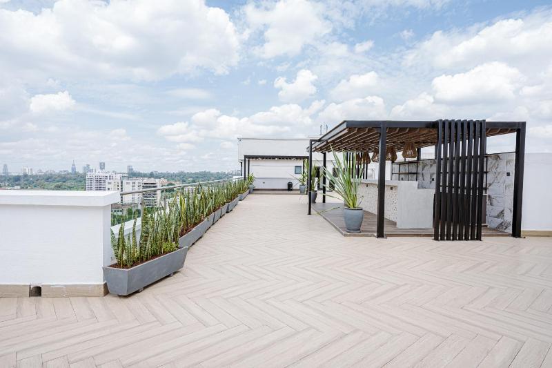 Marina Bay One & Two bedrooms Off Rhapta Road in Westlands with 270 Cafe Gym & Swimming Pool - image 2