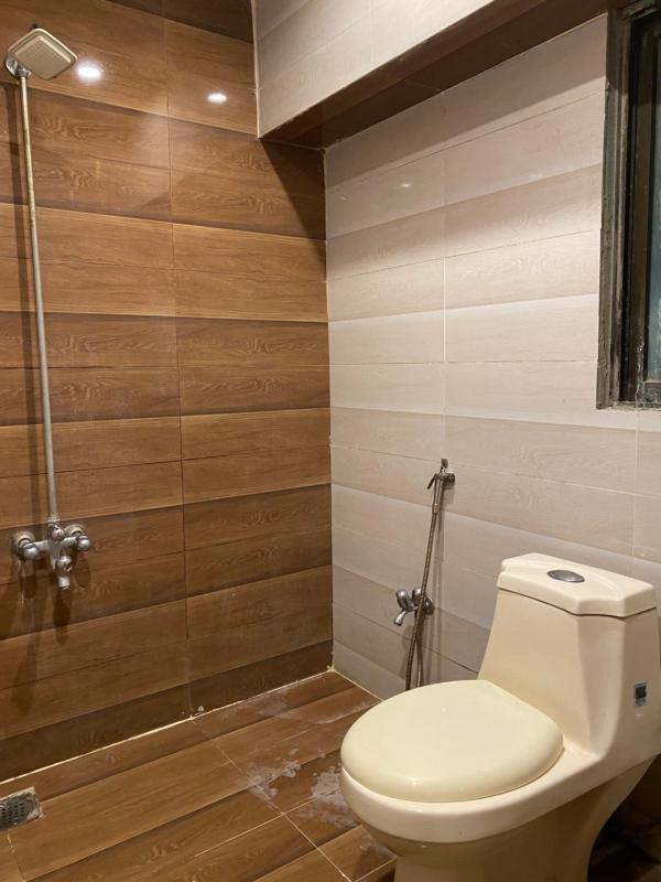 F-10 Luxury Apartment 1bed - image 9