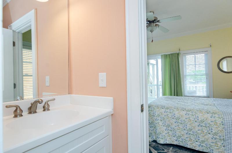 CB Sea #2 by Bryant Real Estate - image 36