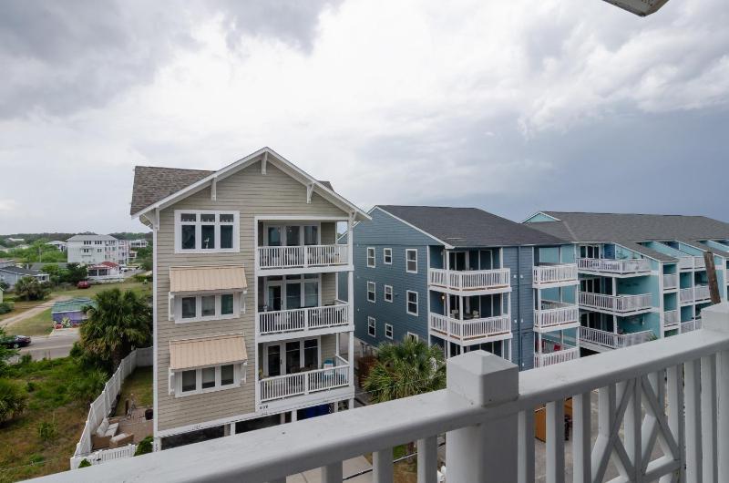 CB Sea #2 by Bryant Real Estate - image 42