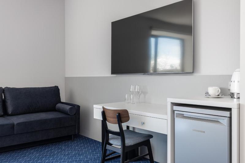 Roze Kurmajas Hotel - image 21