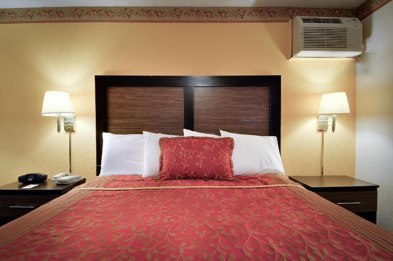 King Room image 3