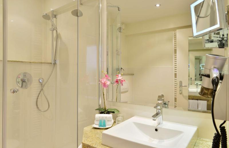 Comfort Room image 3