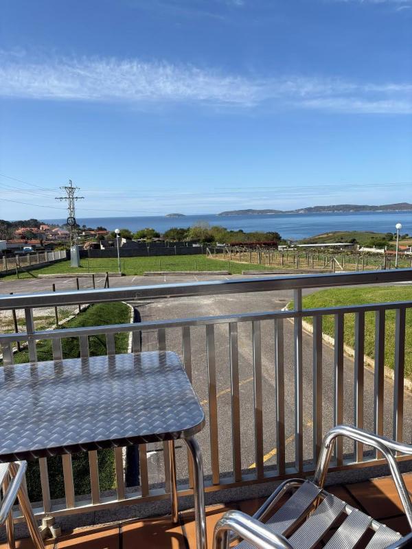 Two-Bedroom Apartment with Terrace and Sea View image 2
