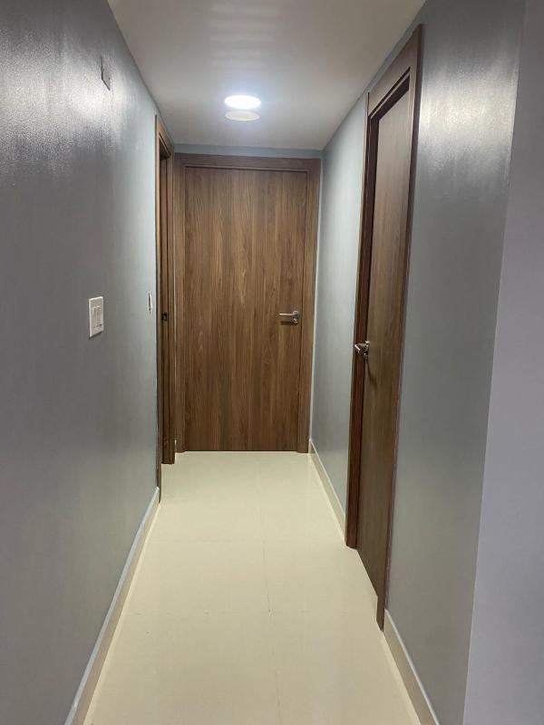 Centrally located and comfortable apartment - image 2