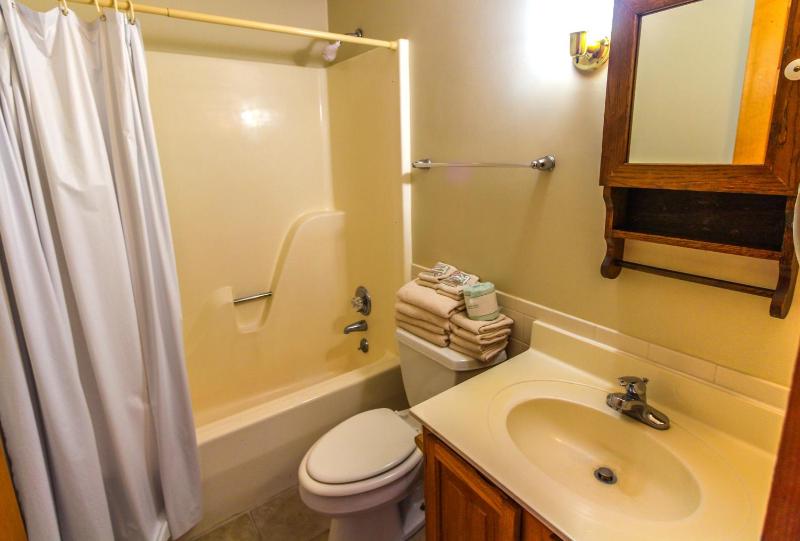 Two-Bedroom Villa (4 People) image 2