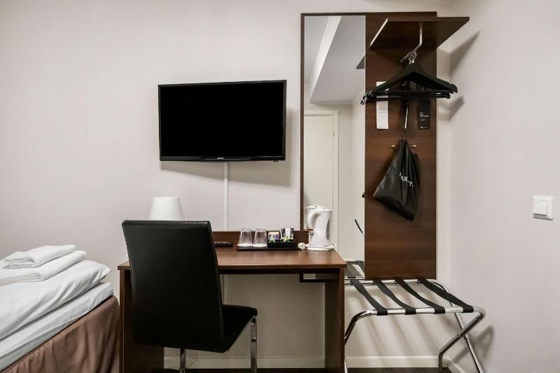 Economy Single Room image 3