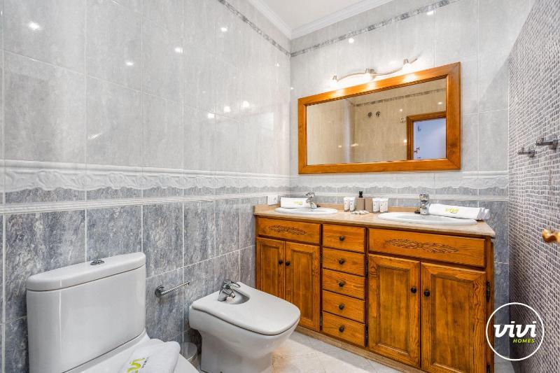ViVi Homes - Casa Elola - image 12