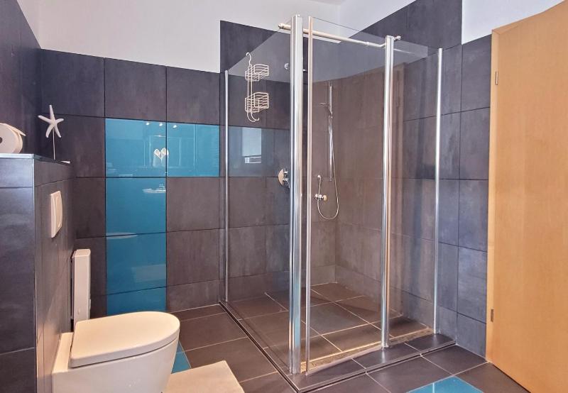 Große Ferienwohnung mit traumhaftem Hafenblick von 