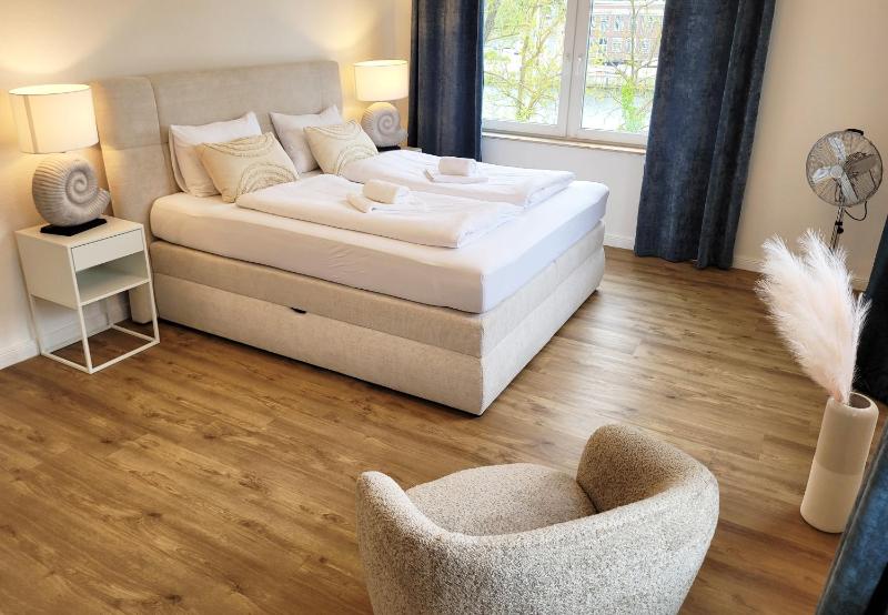 Große Ferienwohnung mit traumhaftem Hafenblick von 