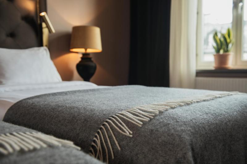 Standard Twin Room image 3