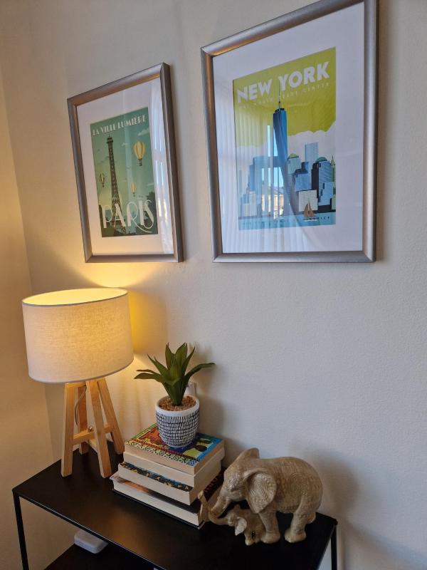 #37 Sleeps 6 stylish and comfortable home - image 22