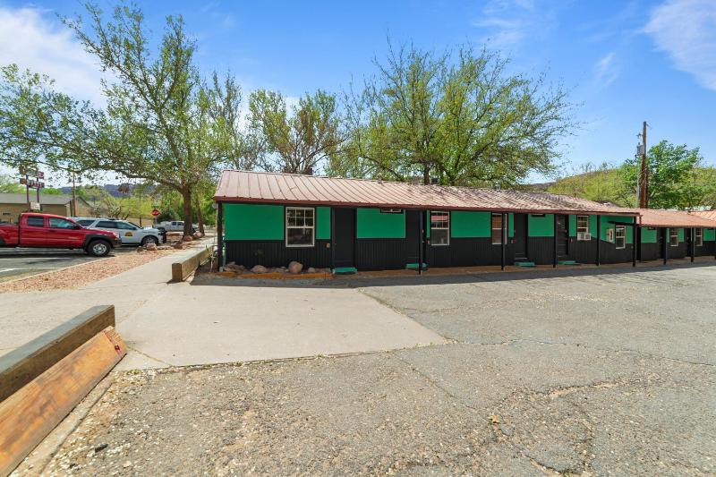 Atomic Short-Term Rentals - image 48