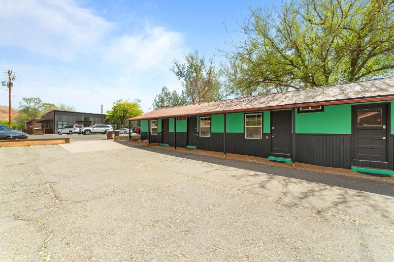 Atomic Short-Term Rentals - image 26