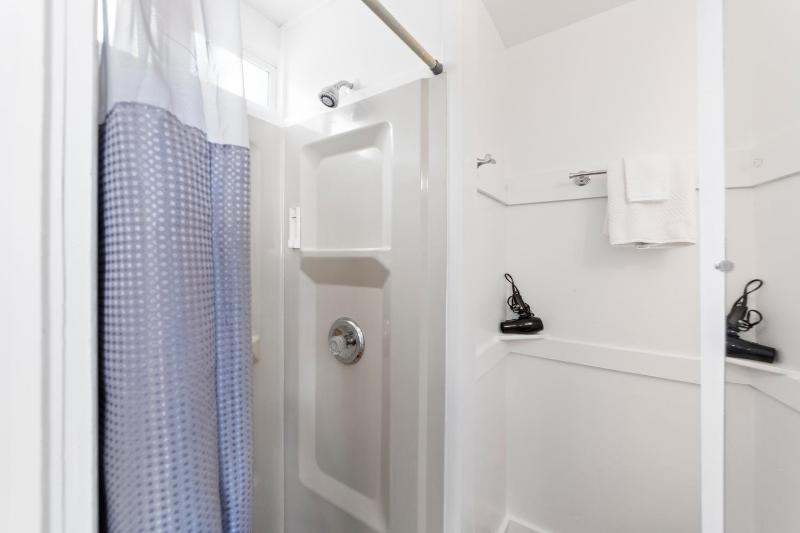 Atomic Short-Term Rentals - image 45