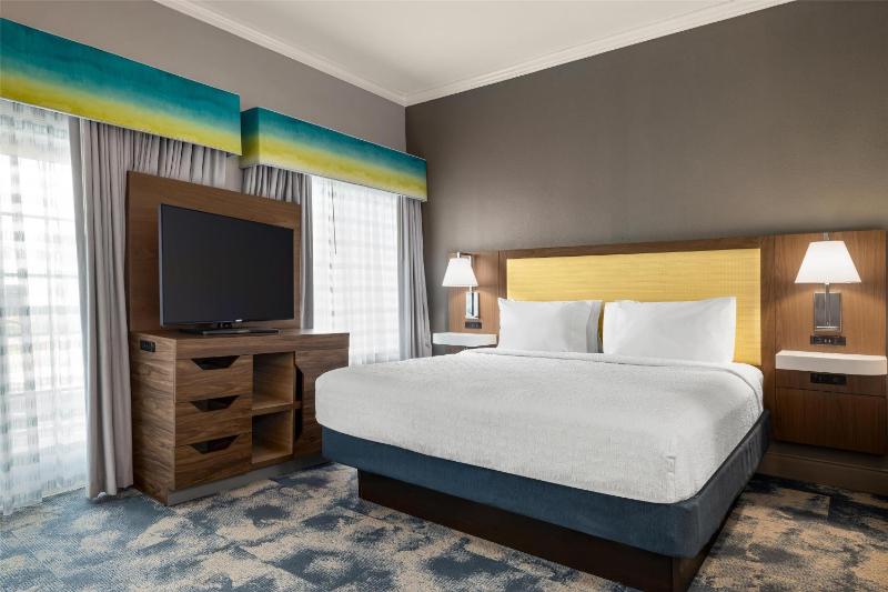 Hampton Inn & Suites Galveston - image 29