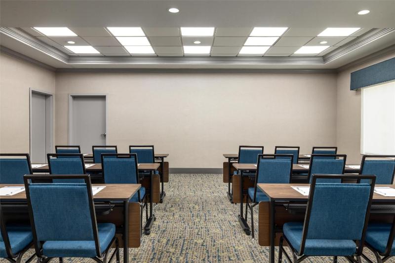 Hampton Inn & Suites Galveston - image 35