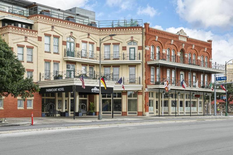 Fairmount Hotel - image 1