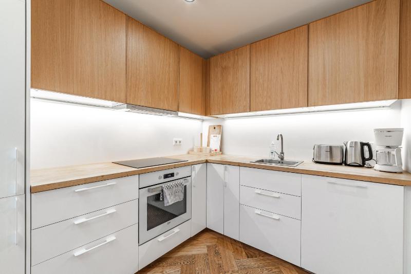 Rotermann Quarter Apartment with Rooftop Terrace & Panoramic View - image 11