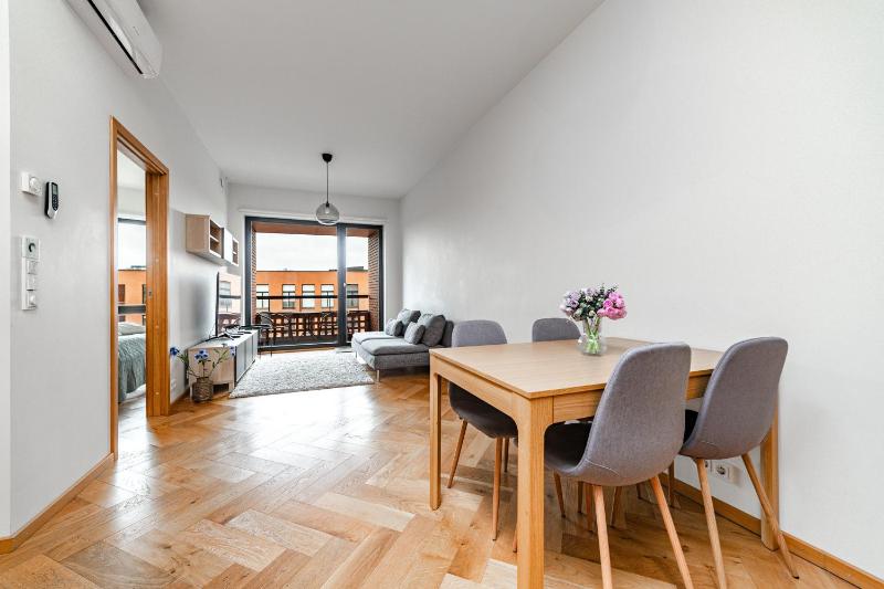 Rotermann Quarter Apartment with Rooftop Terrace & Panoramic View - image 10