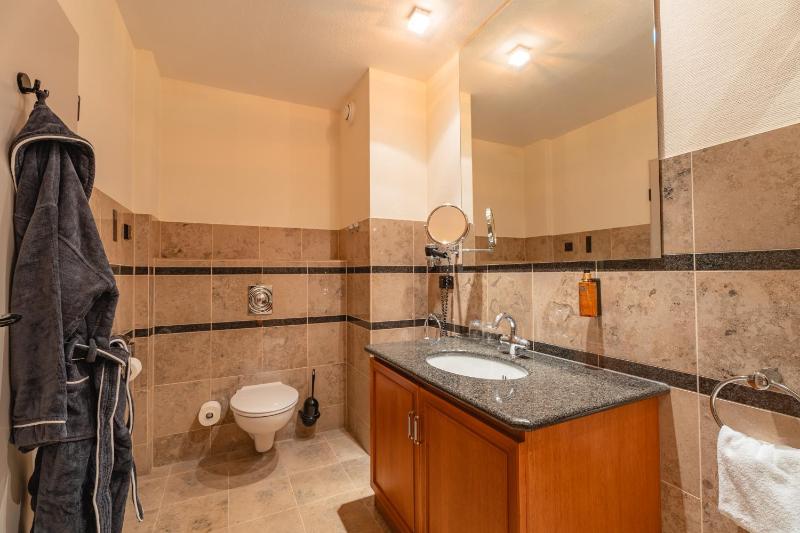 Superior Double Room image 3