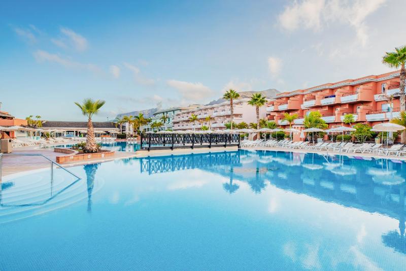 Landmar Costa los Gigantes Family Resort - image 1