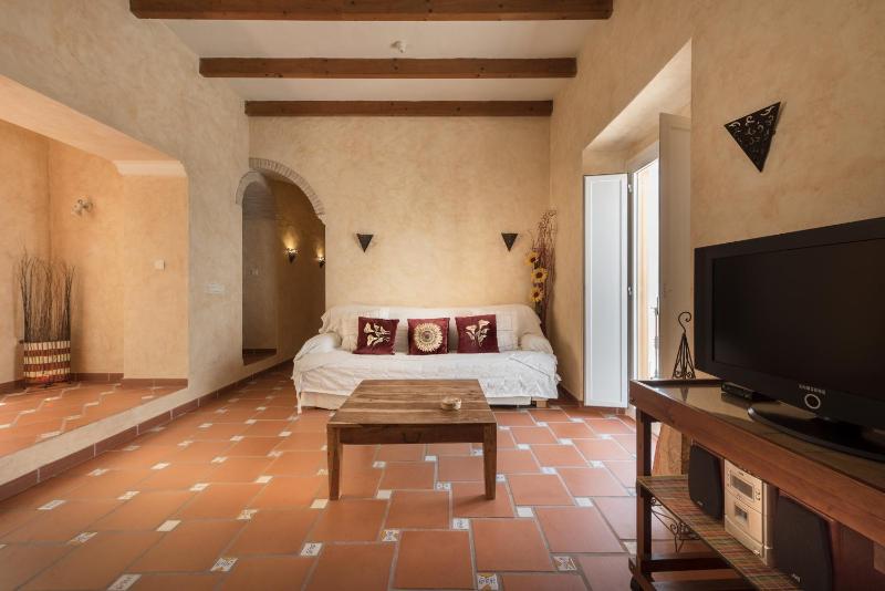 Apartamento Guzman el Bueno - image 1