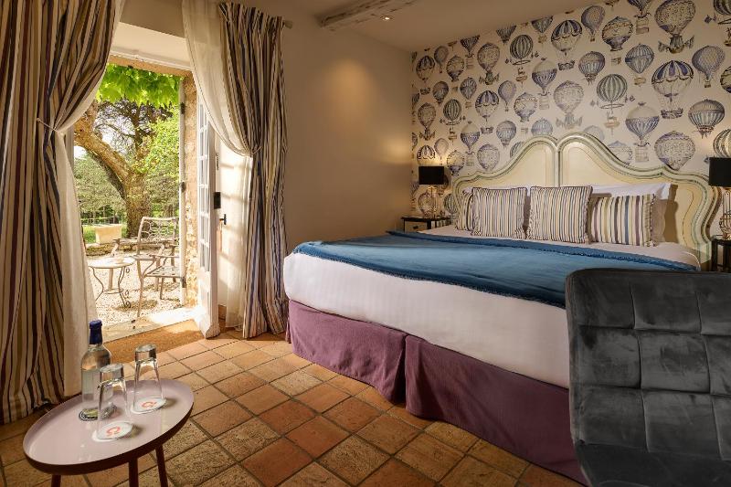 Superior Double or Twin Room image 3