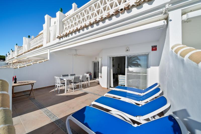 C02 Royal Beach - Apartment - image 15