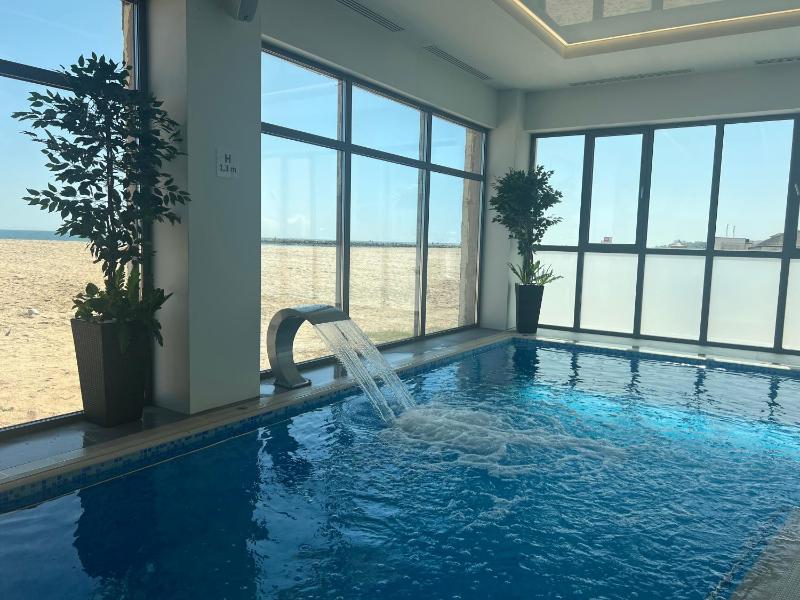 Mirage Beach Spa Hotel - image 21