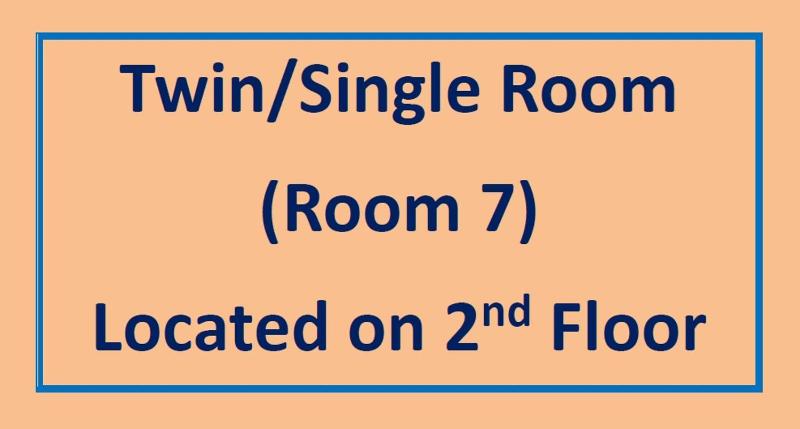 Twin Room image 1