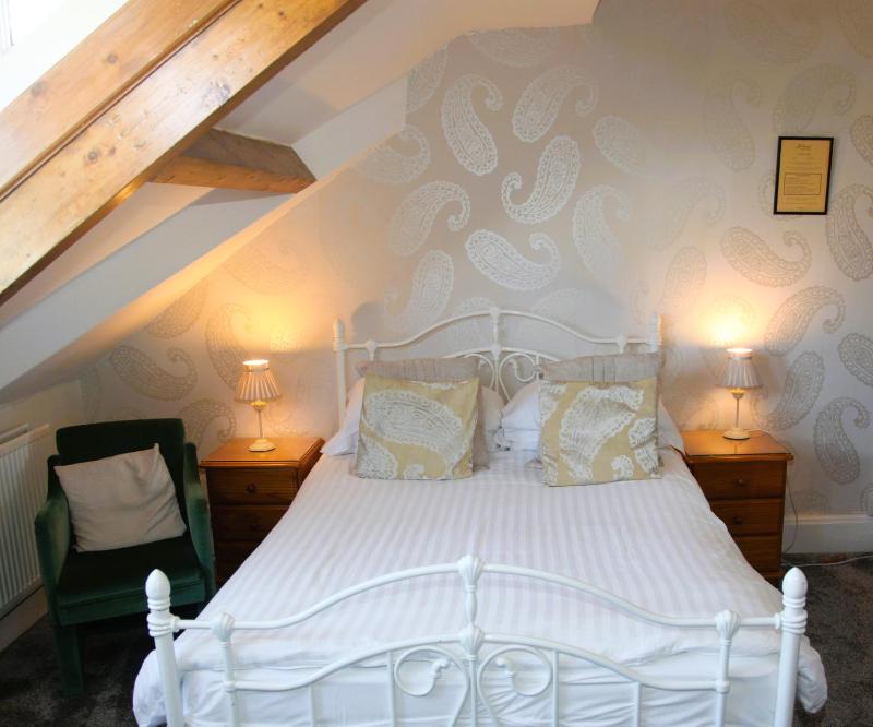 Standard Family Room image 1