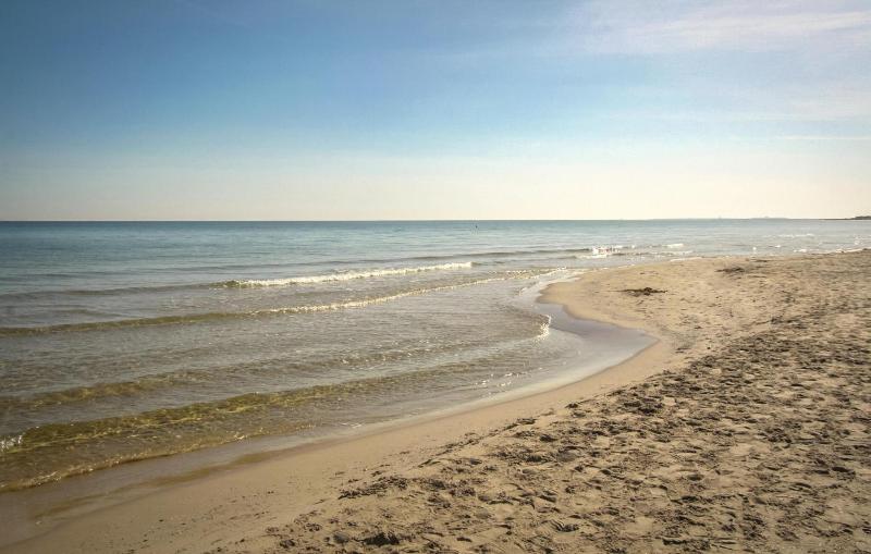 Beautiful Apartment In Santa Pola With Wifi - image 10