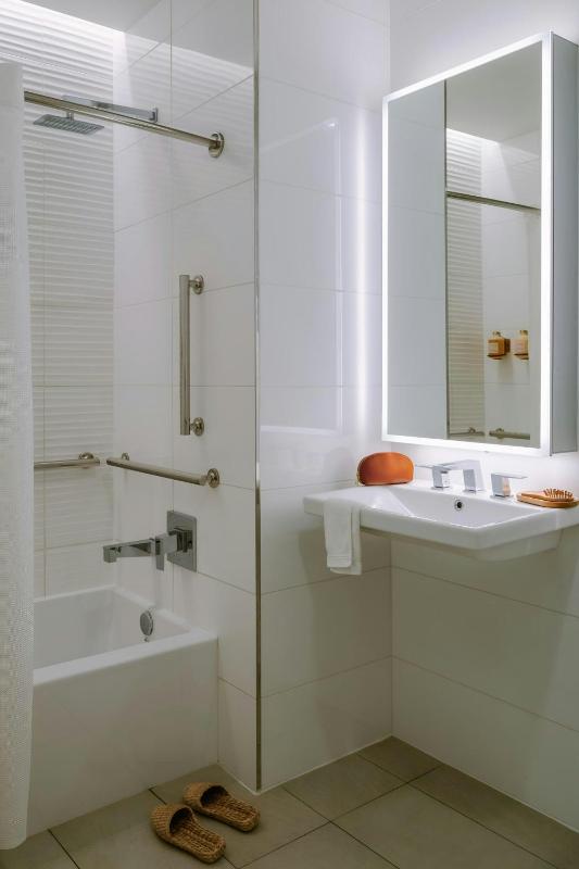 Studio Apartment with Queen Bed - Mobility Accessible with Roll-in Shower image 4