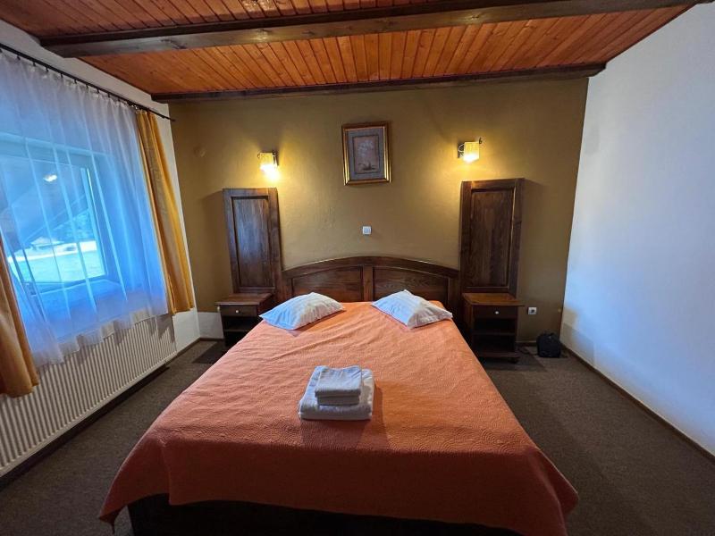 Double or Twin Room image 1