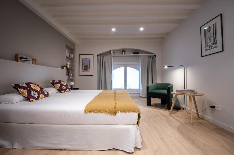 Three-Bedroom Apartment image 4