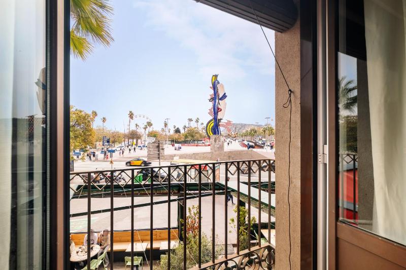 Three-Bedroom Apartment image 2