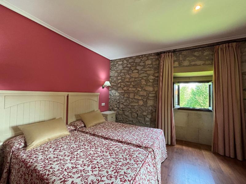 Superior Double or Twin Room image 4