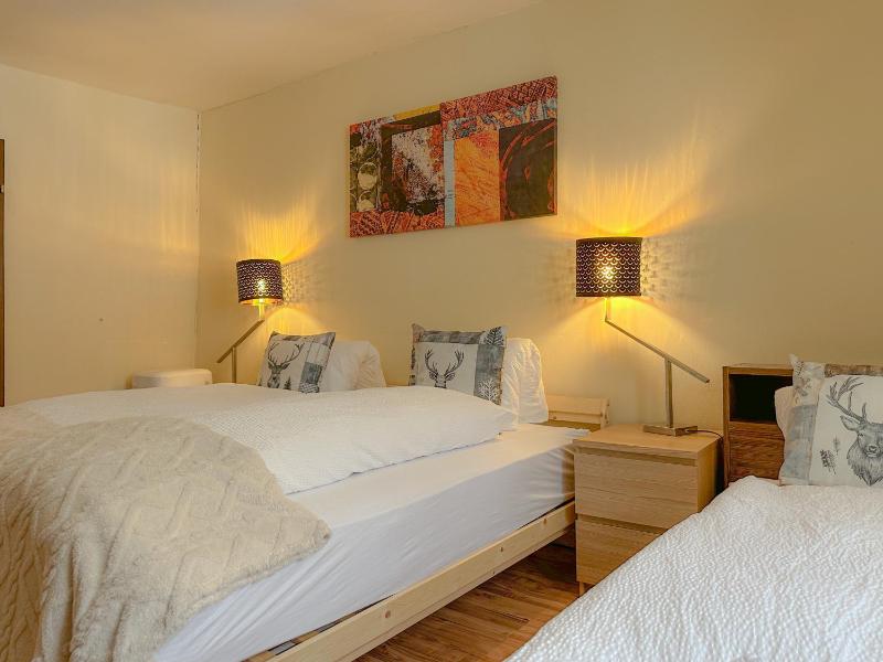 Classic Triple Room image 2