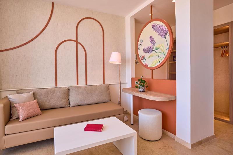 Junior Suite image 4