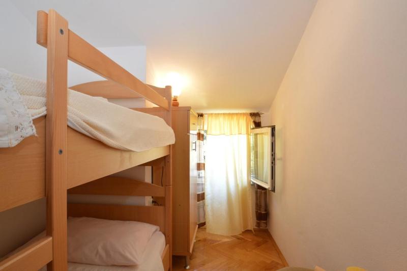 House Orhideja - image 23
